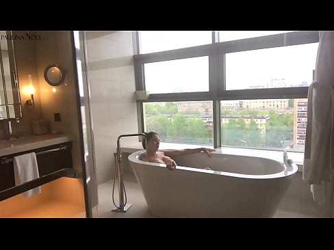 ❤️ Óriási babe szenvedélyesen kiveri ki a punciját a fürdőszobában Porno at hu.japangaysex.ru ❤