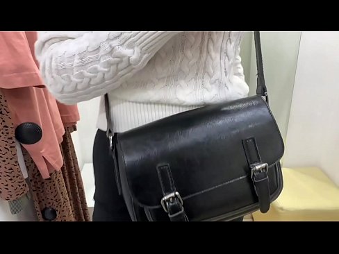 ❤️ Nyilvános maszturbáció a fiatal szuka FeralBerry egy dildóval a próbafülkében Porno at hu.japangaysex.ru ❤